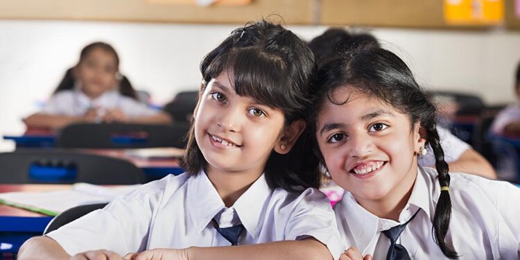 മക്കളുടെ വിദ്യാഭ്യാസത്തിനായി തിരഞ്ഞെടുക്കേണ്ട  മ്യൂച്വൽ ഫണ്ടുകൾ